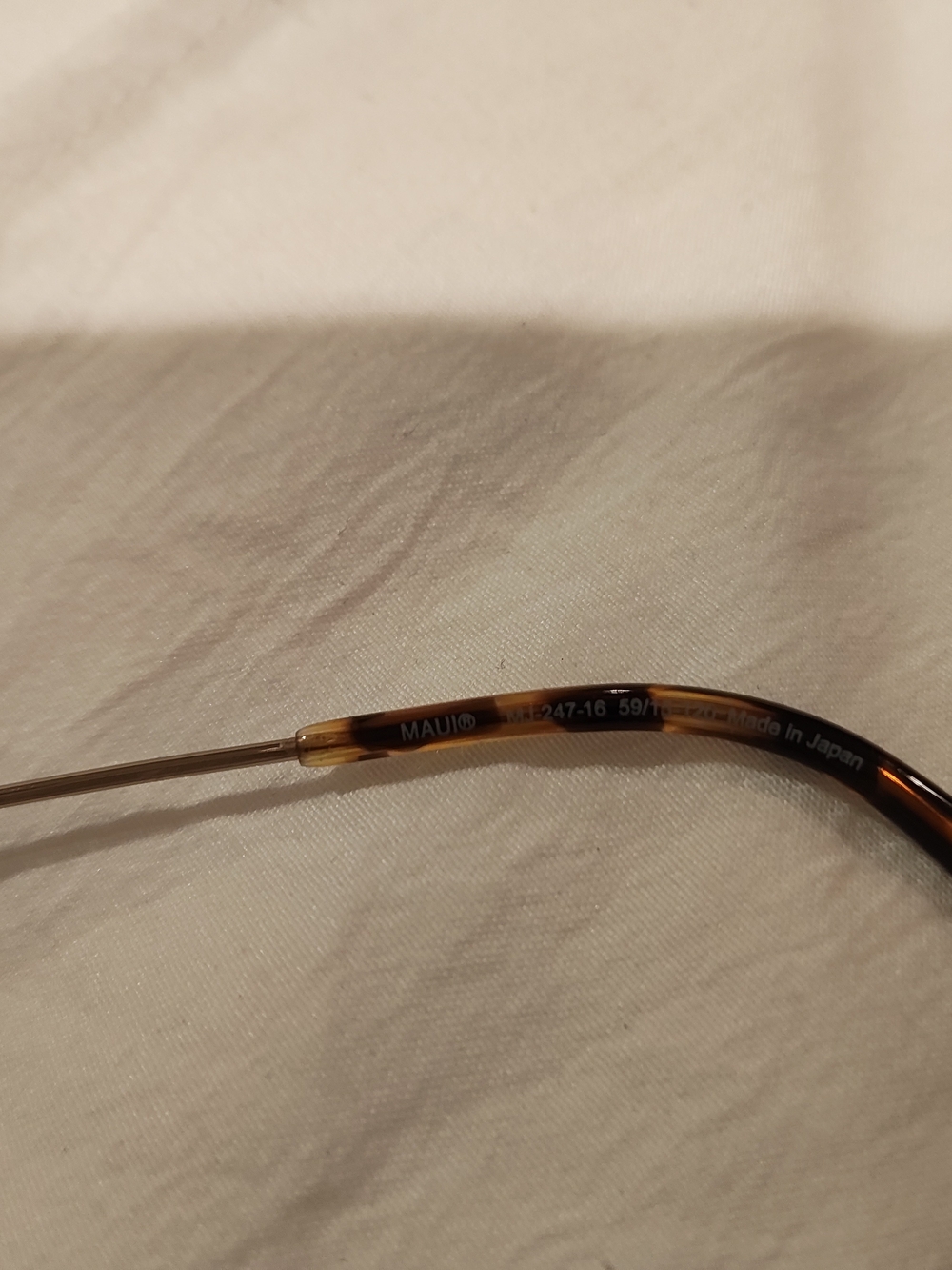 Maui Jim Cliff House - Gold Frame/Brown Gradient Aviator Sunglasses - Picture 2 of 3